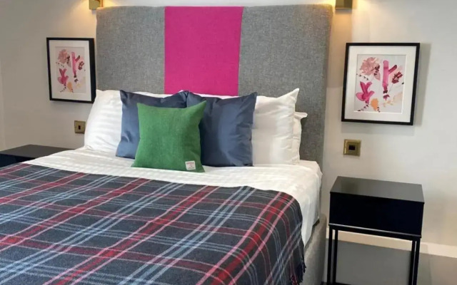 The Royal George Hotel
