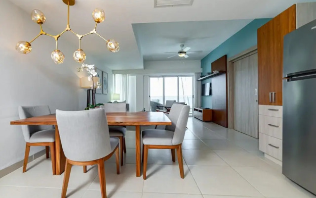 Outstanding 1 Bedroom Apartment Ocean View C