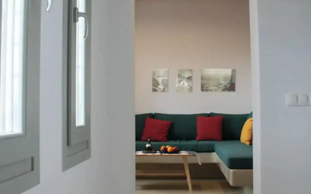 Assyr B - Santorini Cozy Retreat