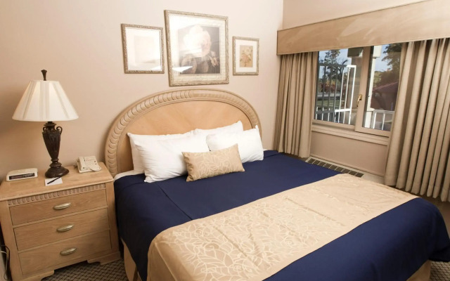 Bella Vista Suites