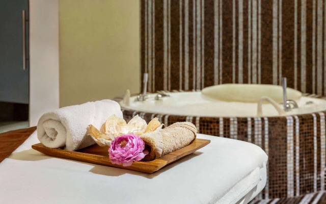 Grand Regency Doha, Trademark Collection by Wyndham