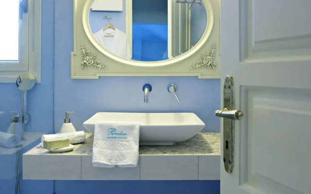 Paradisso Beach Villas
