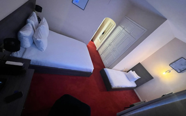 La Bourse Hotel
