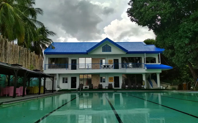 Woodland Hotel