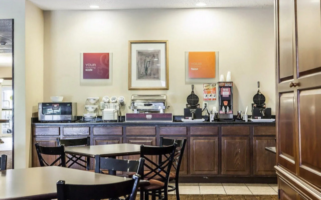 Comfort Suites Cedar Falls