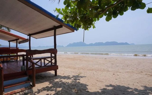 Boonchu Bangburd Resort at Chumphon
