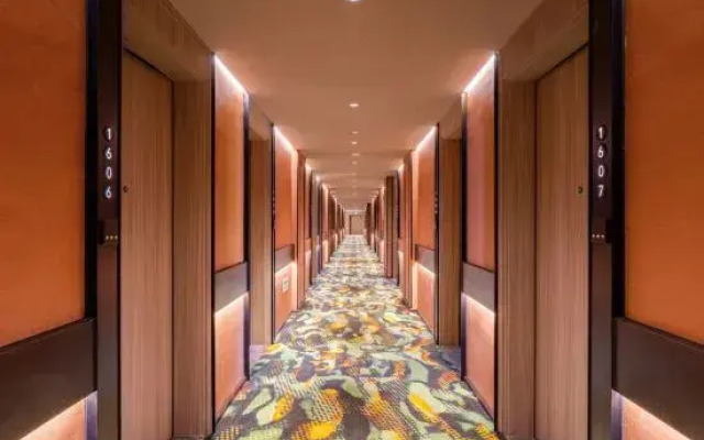 Orange Hotel (Kunming Changshui International Airport Branch)