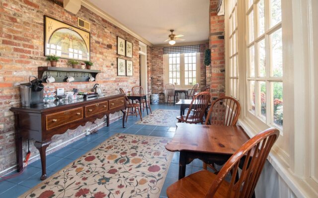 Cedars of Williamsburg Bed & Breakfast