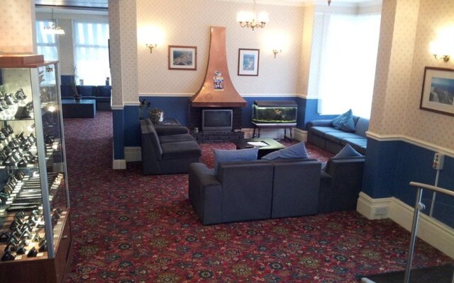 Eliot Hotel