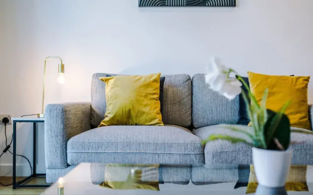 Remarkable 2-bed Apartment in Birmingham