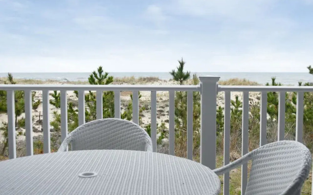 Sea Crest Resort