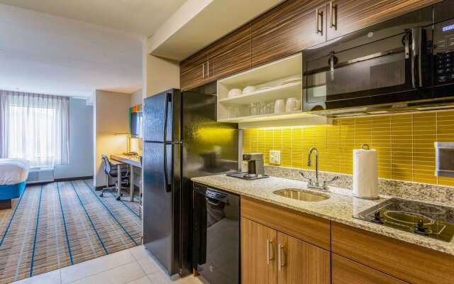 MainStay Suites Bowling Green North