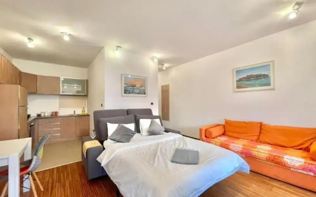 Seaview Couple Studio with pool Przno