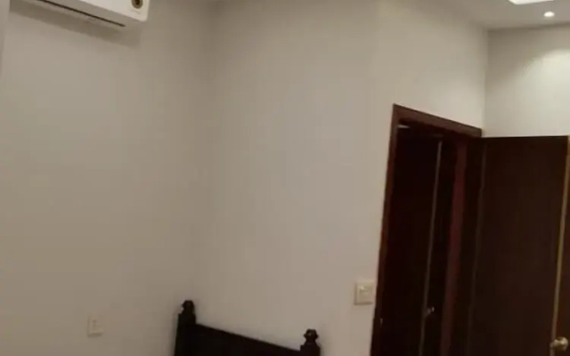 8 Rawal Inn