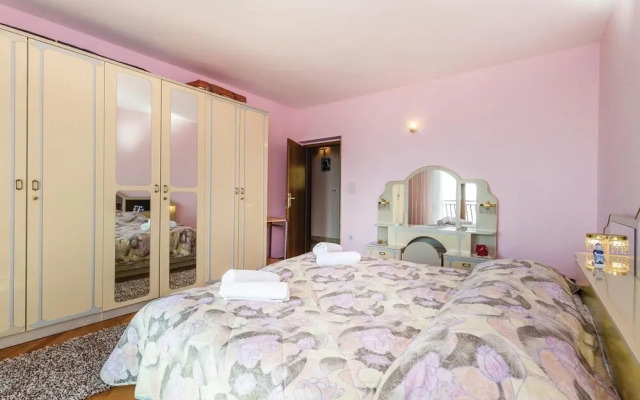 Nice Home in Lovran With Wifi and 2 Bedrooms