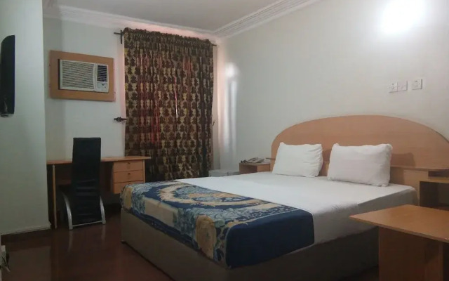 Serob Hotels