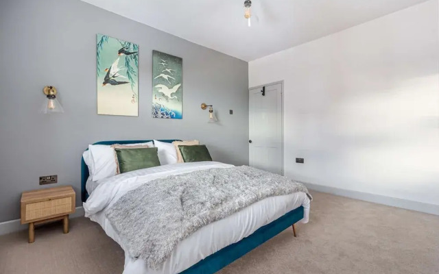 Host Stay Barton Road Retreat
