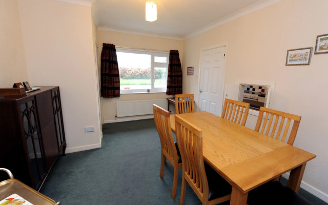 Heddfan - Near to Beach, Pet Friendly