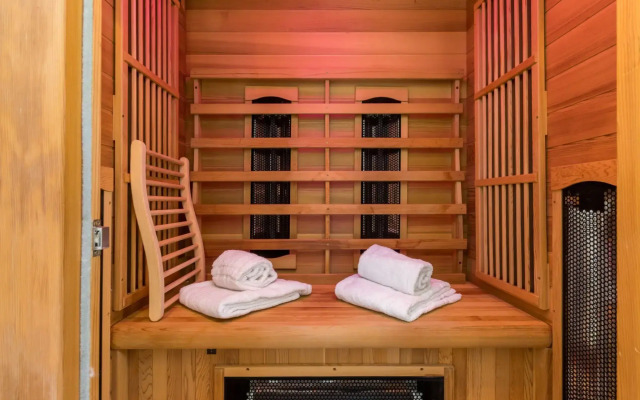 Holiday Home With Infrared Sauna
