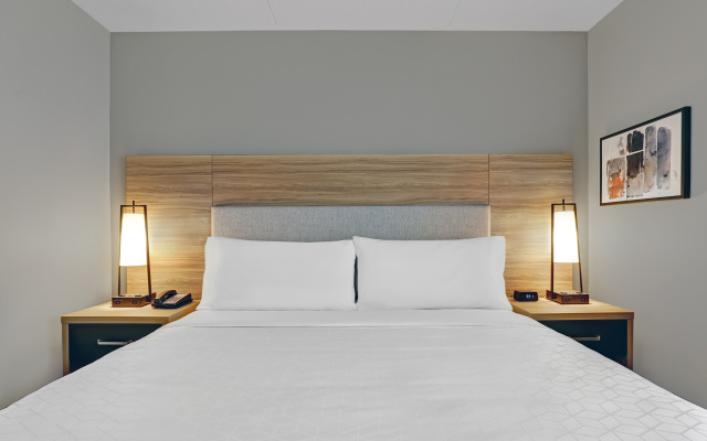 Candlewood Suites Kingston West by IHG