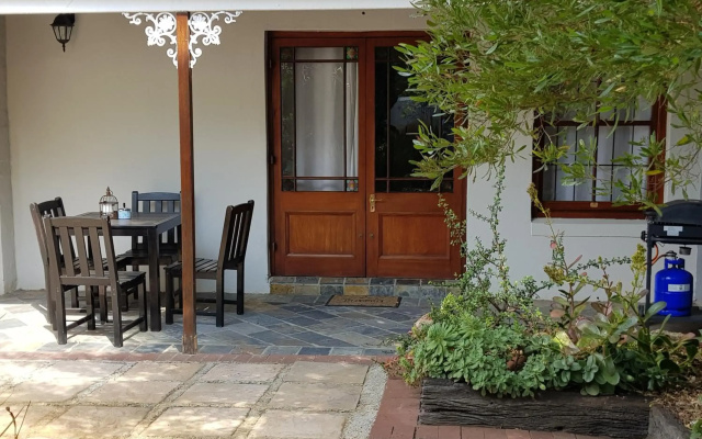 Hemel en Aarde Village Accommodation