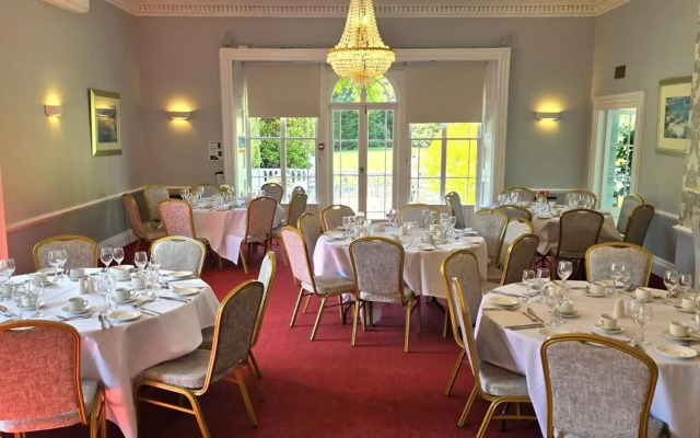 Manor of Groves Hotel, Golf & Health Club