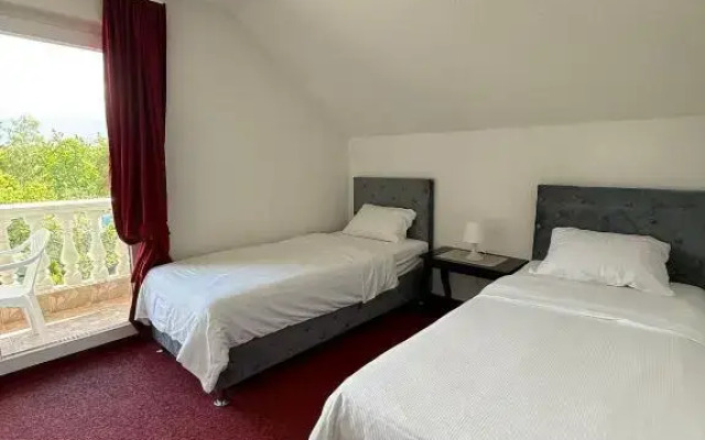 Rakovica Resort Luxury Apartments