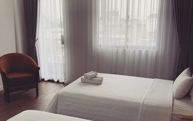 Royal Dragon Boutique Hotel