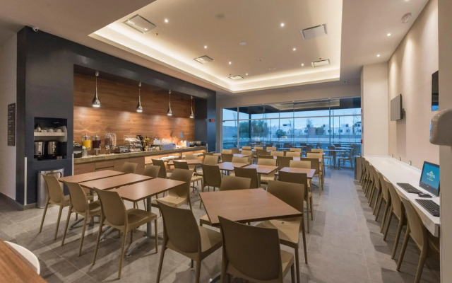 Microtel Inn & Suites by Wyndham Irapuato