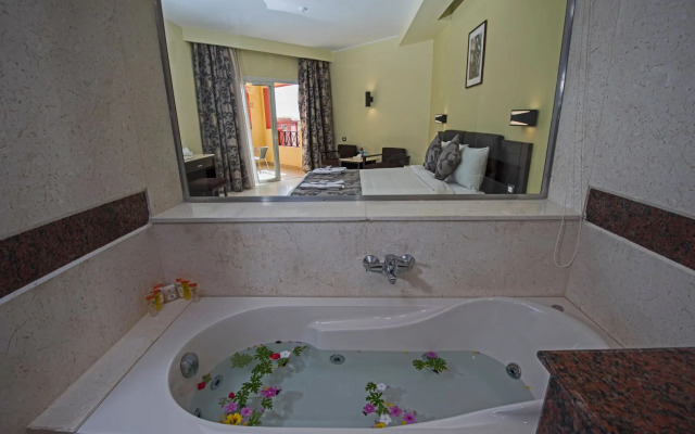 Casa Mare Resort - ex.Royal Marsa & Aqua park