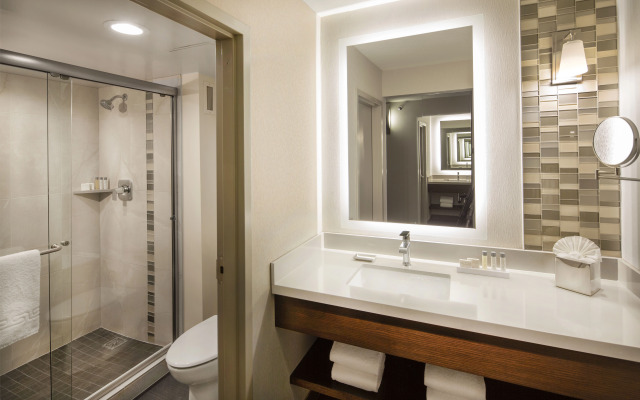 Silver Legacy Reno- A Caesars Rewards Destination