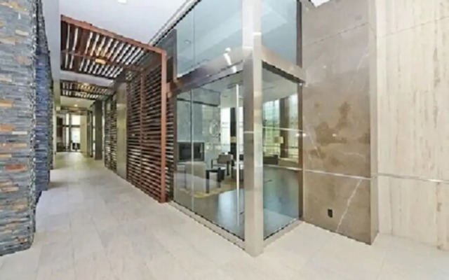 PlanURstay - Luxurious Apartment