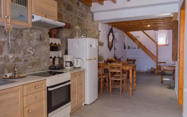 Manos house in Chora