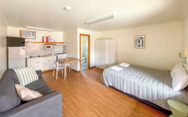 Tumbybay Caravan Park – Guest Rooms – Tumby Bay