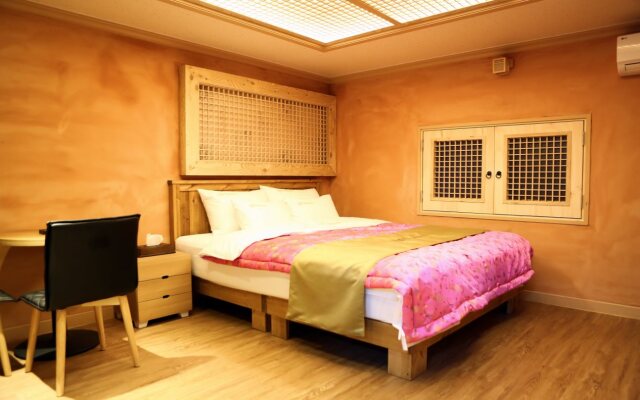 Hanok Hotel