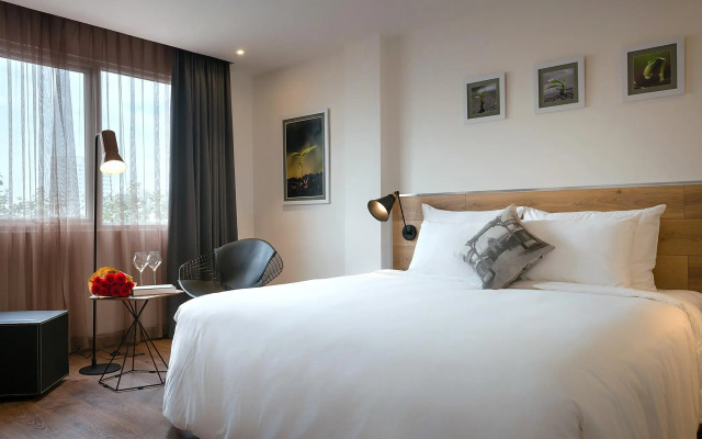 C Central Hotel