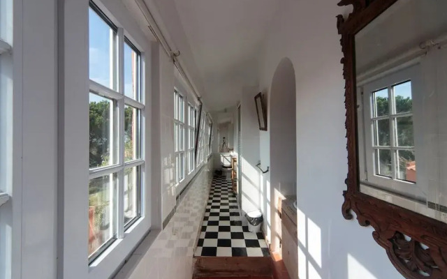 Shepinetree - Capela House