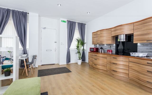 Westend Hydro & SECC Apartment