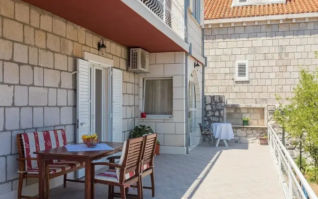 Holiday Apartment Marko