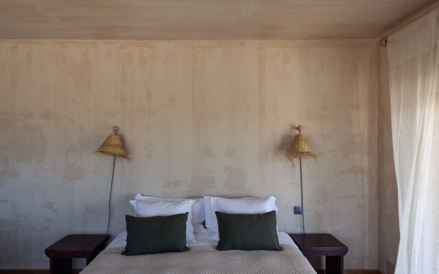 Azenhas do Mar Valley House