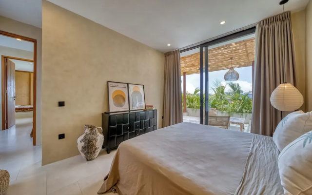 Villa Salamanca Pererenan Canggu by Sandara – Guest Rooms – Tumbak Bayuh