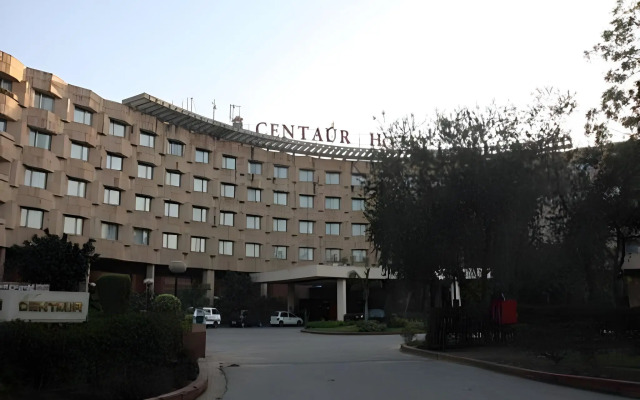 Centaur Hotel