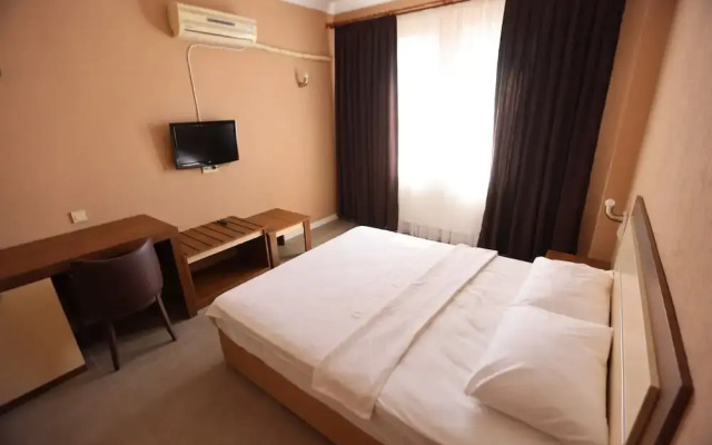 Kumru Suitesseda Pansi̇yon