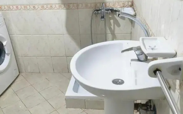 إستويو ارضي بحديقة بمدينة الرحاب
