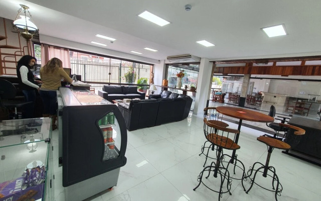Hotel Chalet Monet - Granja Vianna