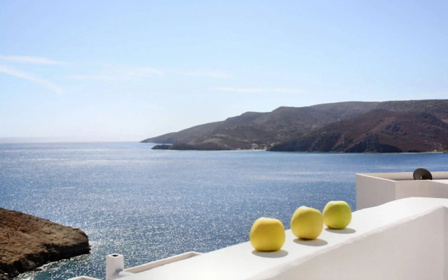 Tholaria Boutique Hotel
