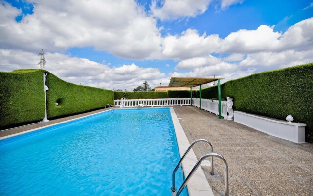 I Cinque Trulli with Swimming Pool