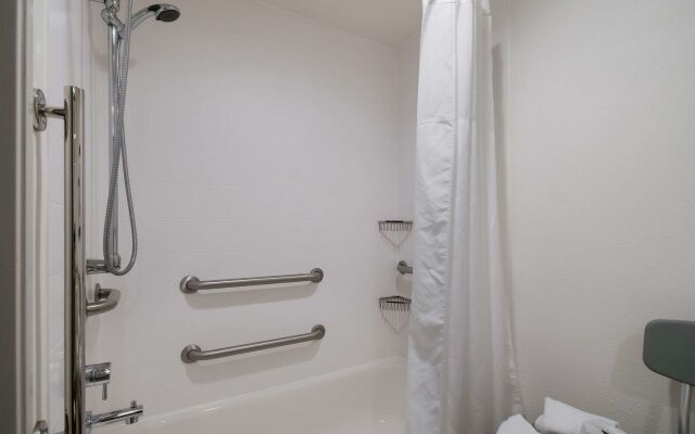 Country Inn & Suites by Radisson, Harrisburg Northeast - Hershey