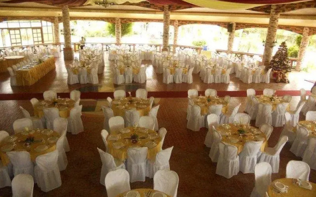 Malachi Hotel And Resort