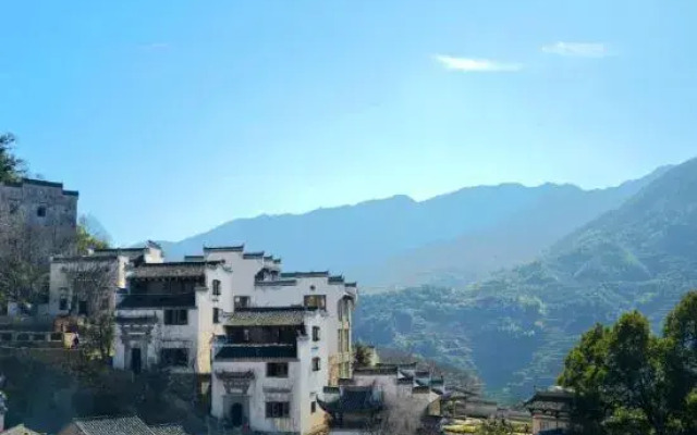 Wuyuan Linxi Youke Homestay (Guling Scenic Area)